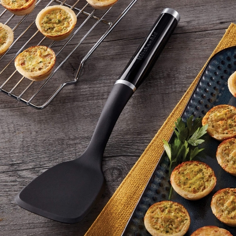 KitchenAid KE015OHOBA Silikon Spatula (Siyah)