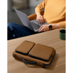 Tomtoc Laptop Omuz antas (15/15.6 in)-Brown